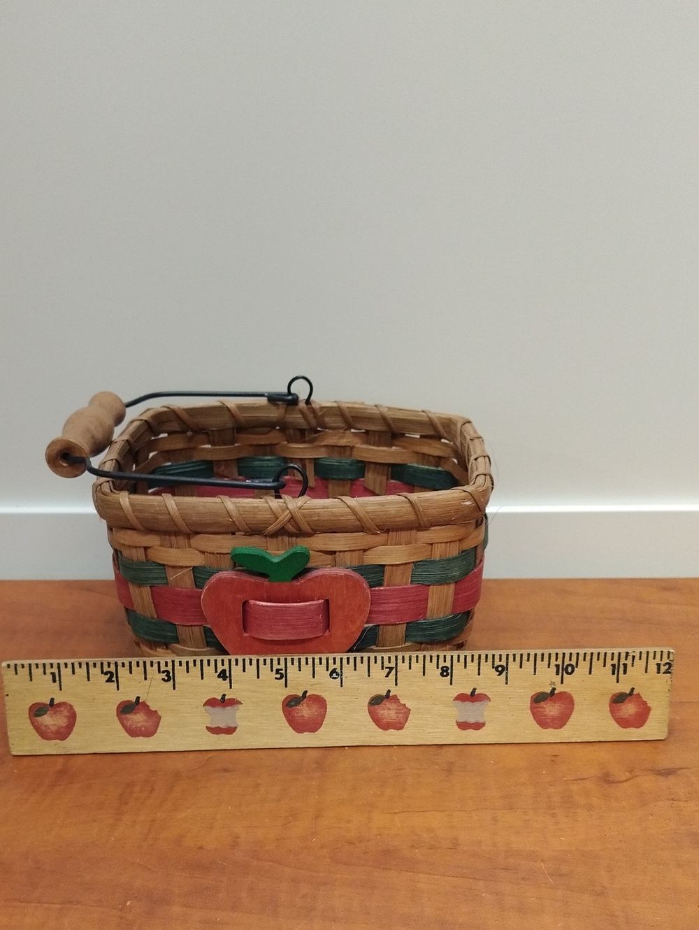 Vintage Apple Accent Basket And 12-inch Ruler in Red and Green
